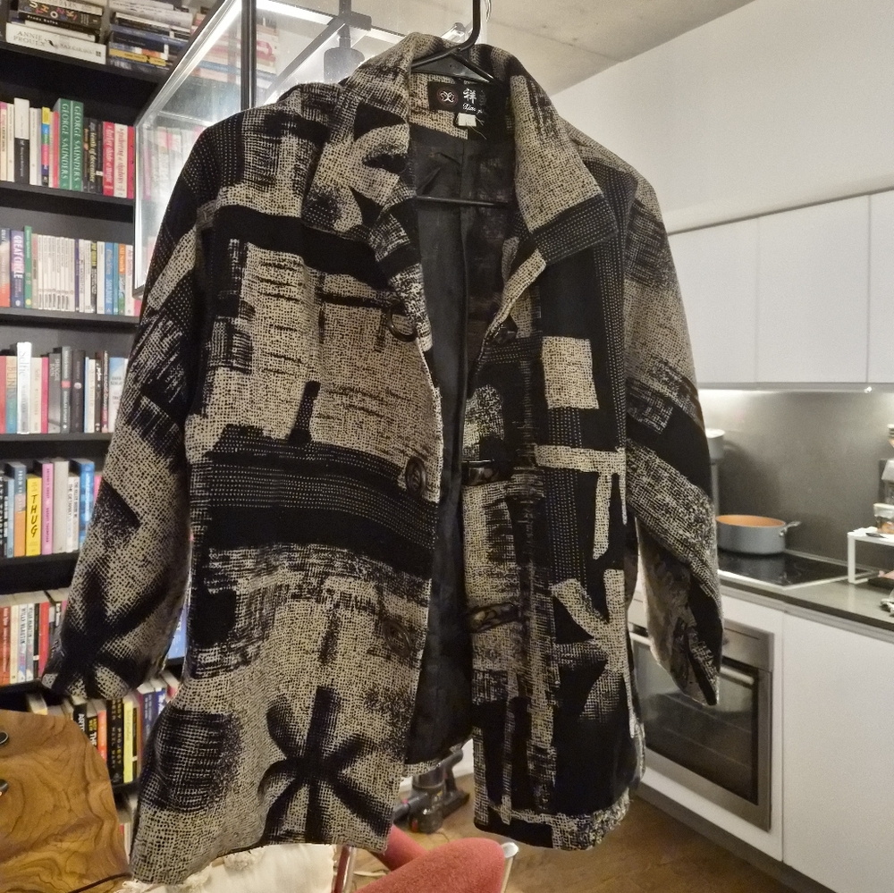 Stylish Black and Biege Women's Jacket